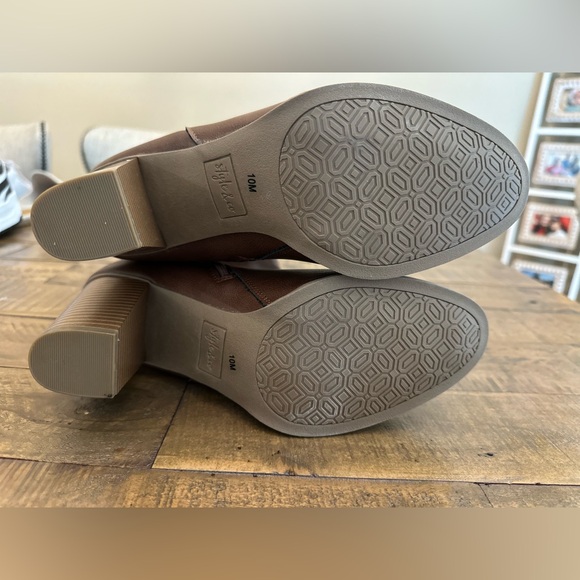 NWOT Style & Co Saraa Slouch Faux Leather boot - Size 10 - Picture 2 of 5